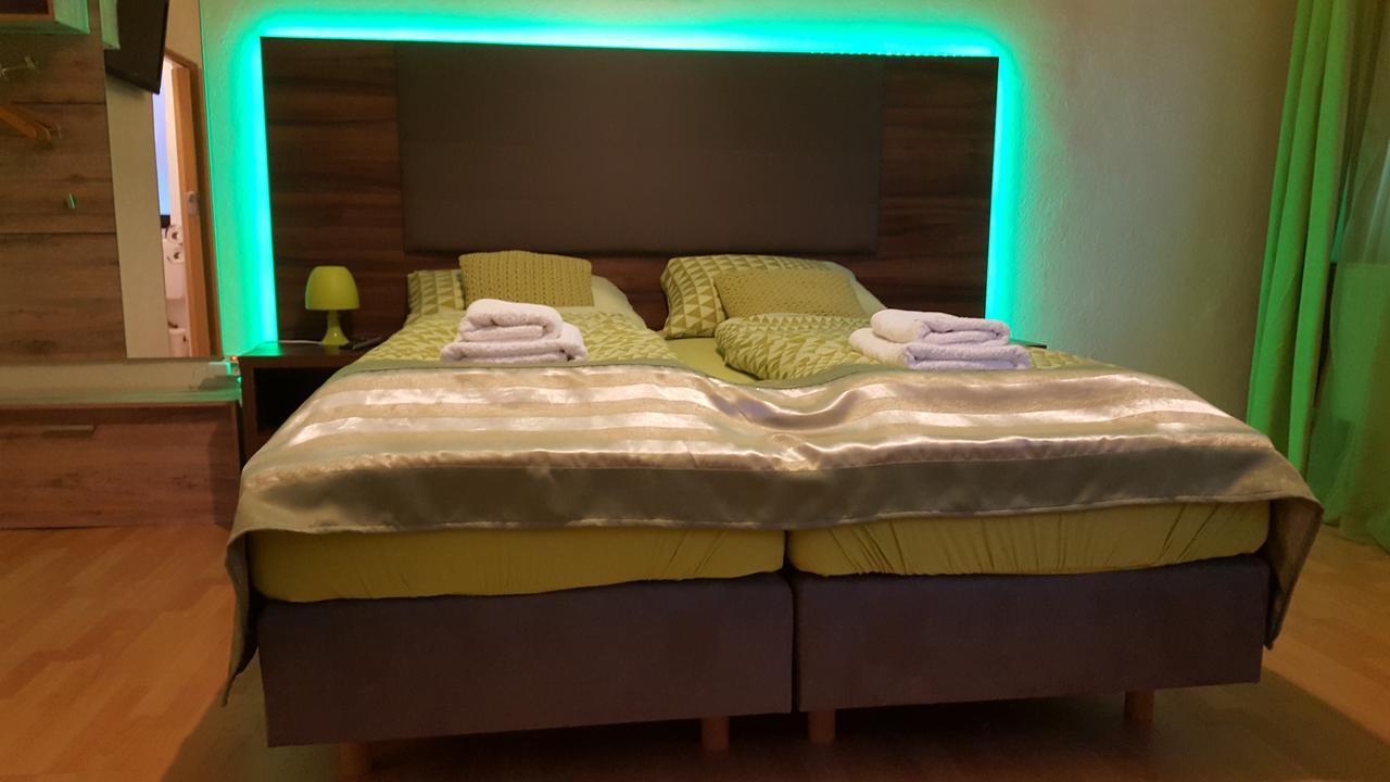 Kansakar Hotel Kaiserslautern Extérieur photo